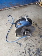 Wąż pneumatyczny na bębnie 20m