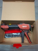 Ręczny dozownik kleju, żywicy Hilti HDM 330, używany, sprawny
