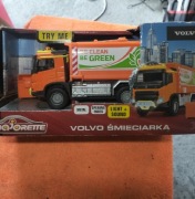 Majorette Volvo śmieciarka skala 1/45 nowy resorek autko 