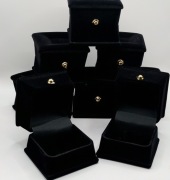 Miękkie Aksamitne Pudełko na Pierścionek