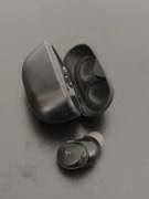 Soundcore A3i case + jedna słuchawka