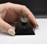 P708 Orgonit Magnes Obfitości i Ochrony 