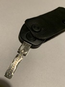 Kluczyk samochodowy BMW ze skórzanym etui