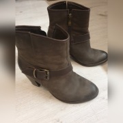 Botki brązowe rozmiar 38 Lasocki