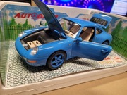 PORCHE CARRERA 911 1:18 w kartonie BURAGO kolor niebieski AUTODROM