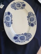 Porcelana"Jarolina"  35 cm dł. 