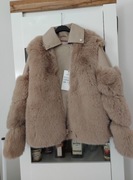 Kurtka obszyta futerkiem zapinana na zamek , dłuższa ramoneska fango.