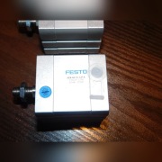 Siłownik Festo AEN-40-15-A-P-A 