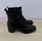 Buty na obcasie czarne Roz.38 firmy Ryłko