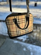 Torebka Burberry London vintage klasyczna z paskiem