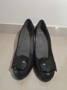 Nowe buty Stuart Weitzman rozmiar 40 za 350 zł.