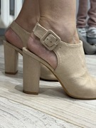 Beżowe botki open toe na słupku Seastar 37 eleganckie kremowe klamra