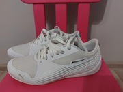 Sprzedam nowe buty z logo BMW