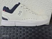 On Buty sportowe do biegania  The Roger Advantage - 