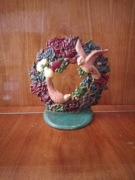 Vintage stary żeliwny odlewany stoper do drzwi ozdobny ptaki kwiaty i owoce