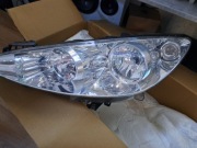 reflektor lewy od kierowcy przedni peugeot 308