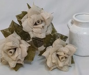 Kwiaty,róże jutowe. Styl Boho.