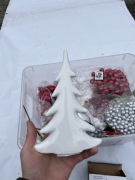 Pudło z Ozdobami Świątecznymi