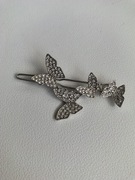 Nowa srebrna spinka do włosów z motylkami