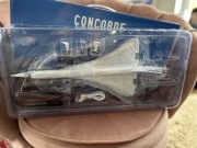 kolekcjonerski samolot pasażerski Concorde w skali 1:125.