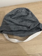 Czapka z gumką szara