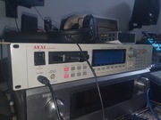 Akai s3000xl  Midi Stereo Digital Sampler