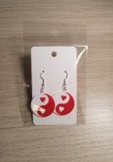 Kolczyki w kształcie Yin Yang z serduszkami 