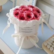 Flower box, bukiet zapachowych kwiatów mydlanych w pudełku, LED 9szt BUK32