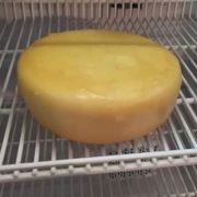 sery kozie oraz chleb swojski