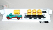 MARKLIN wagon zbiornikowy + autko H0 NOWY