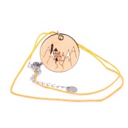 Naszyjnik, zawieszka z drewna Góry Zamek Historyczny Podróżniczy