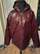 Kurtka z cienkim ociepleniem z błyszczącym materiałem