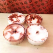 Świeczki tealight.  4szt. Ręcznie robione.  Biało-brązowe.