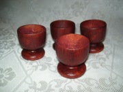 DREWNIANE PODSTAWKI DO JAJEK - 4 SZT.