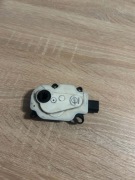 SILNIK ŻALUZJI CHŁODNICY KIEROWNICY POWIETRZA KUGA MK2 II 6477R1003