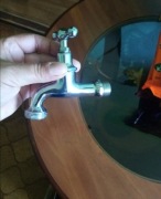 Mały kranik mosiężny 