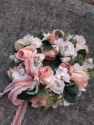 Wianek ze sztucznych kwiatów całoroczny