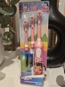 Szczoteczka oscylacyjna do zębów dla dzieci, koci domek GABI, 3 końcówki.