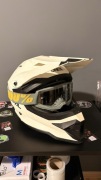 Kask O’Neal 1SRS solid white matt.
