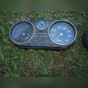 2 prędkościomierze Mercedes 115 różne wersje