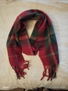 Ciepły szal w kratę 