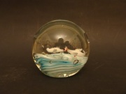 Szklana kula, przycisk do papieru, vintage