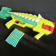 wyrzutnia Nerf DinoSquad Armorstrike od Hasbro
