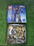 Figurka Transformers Bumblebee Sci-Fi Revoltech 038 Kaiyodo