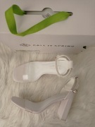 Buty na obcasie Call it Spring