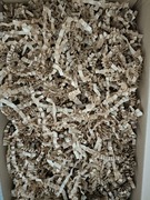 Karton ozdobny z wypełnieniem na prezent dekoracje