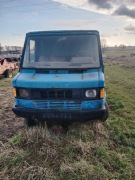 Samochód Mercedes 310