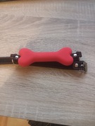 Knebel w kształcie kostki 