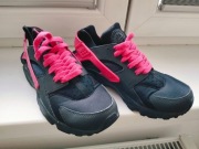 Nike Air Huarache | Rozmiar 40 | Czarne z różowymi sznurówkami