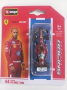 Bburago bolid F1 Ferrari SF25 Lewis Hamilton,  skala 1;64